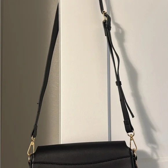 Black Leather Crossbody Bag - Laundry by Shelli Segal - Picture 2 of 3